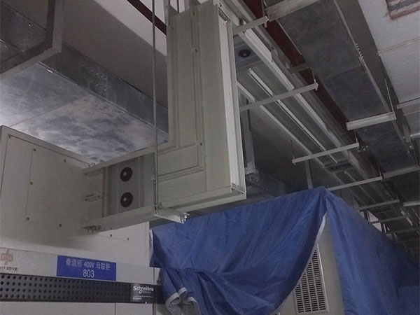 母線(xiàn)現(xiàn)場(chǎng)照片